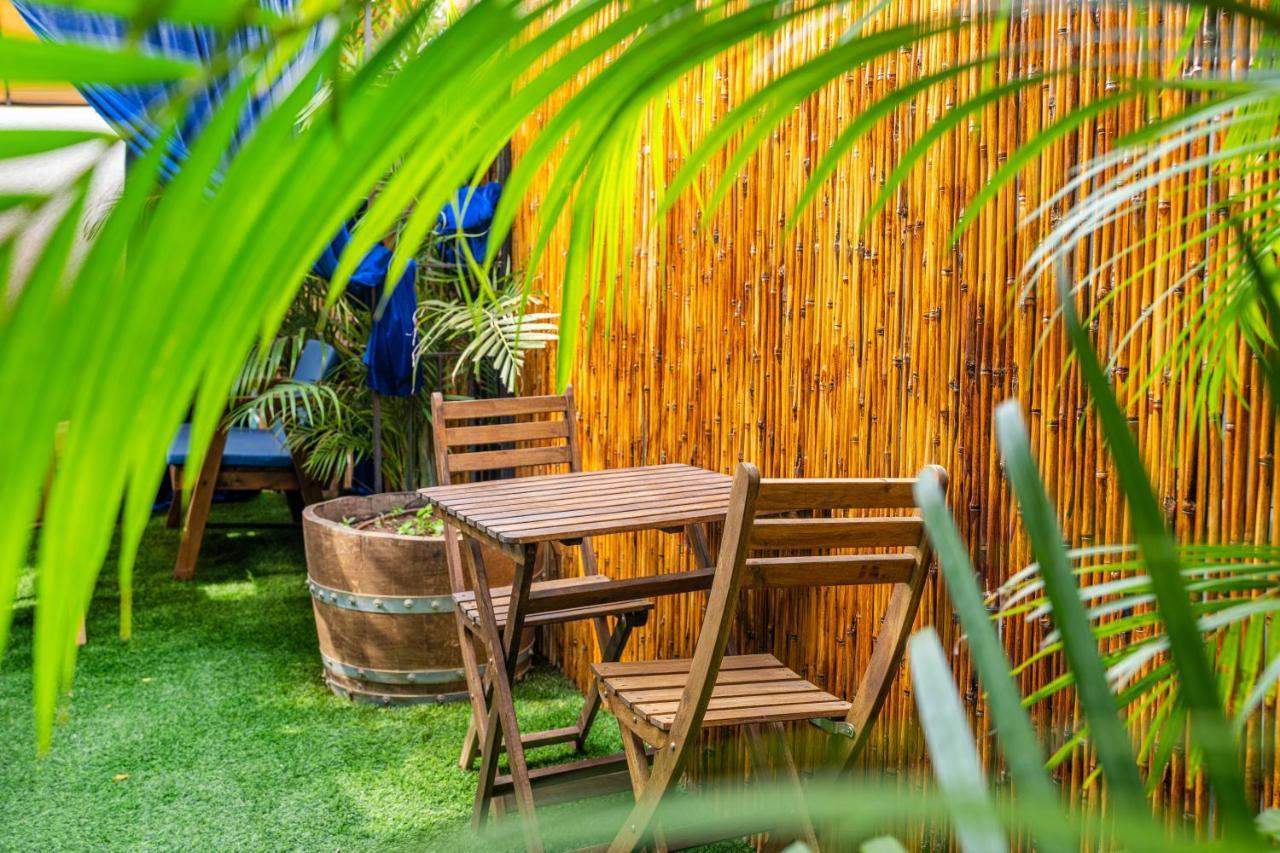 Bed and Breakfast Ahuzat Shaul Seaside CChadera Exteriér fotografie